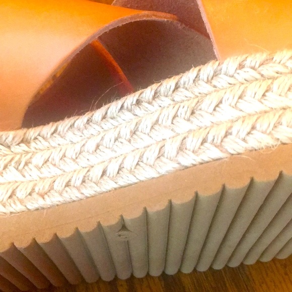 Women’s Handmade Greek platform leather sandals - Picture 4 of 4